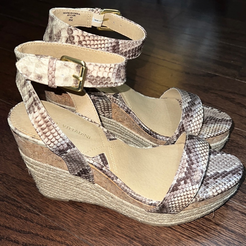 Adrienne Vittadini Snake Print Cork Espadrille Wedge Sandals Sz 8M NEW